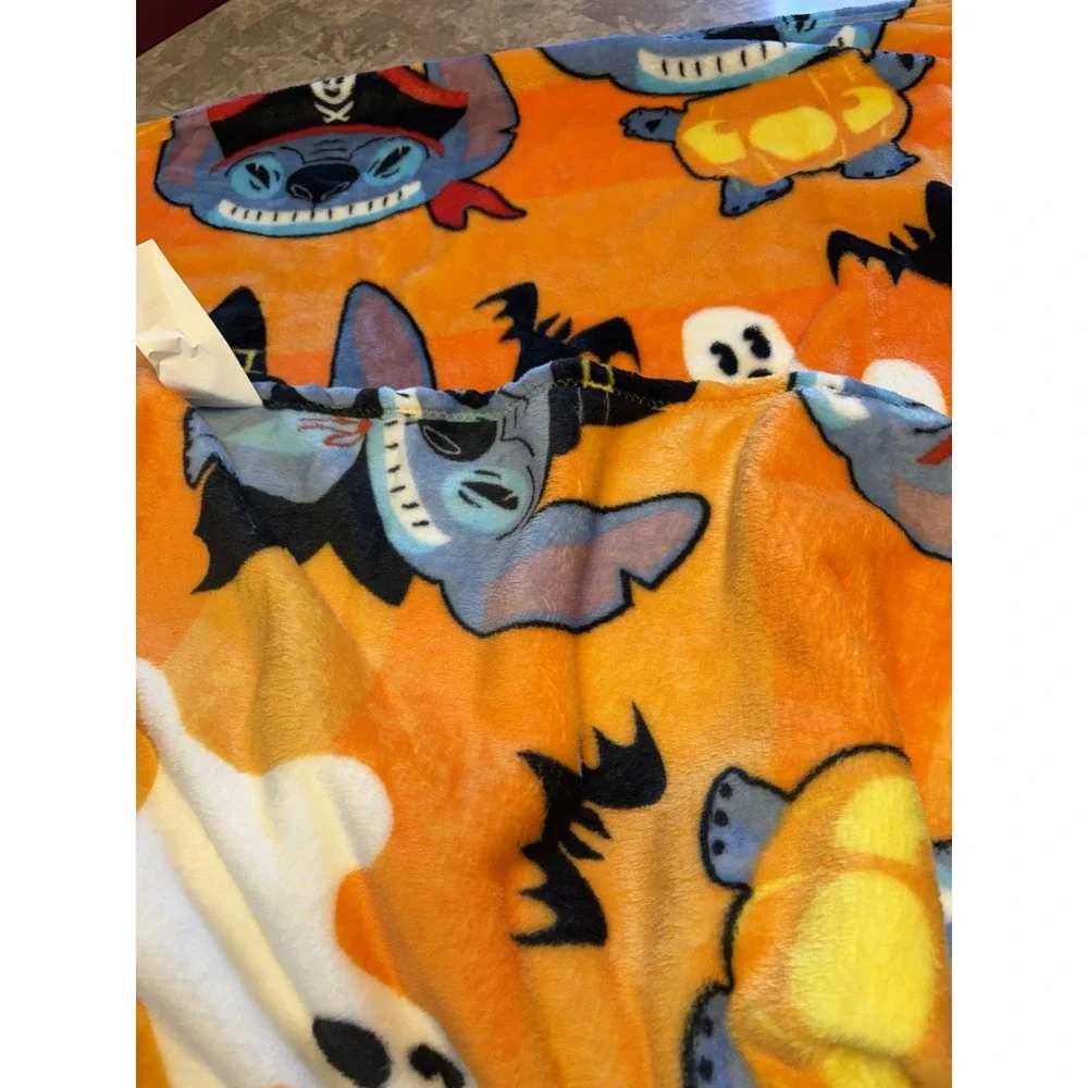 Disney Lilo & Stitch Halloween Small Plush Blanket Trick Treat Orange 40